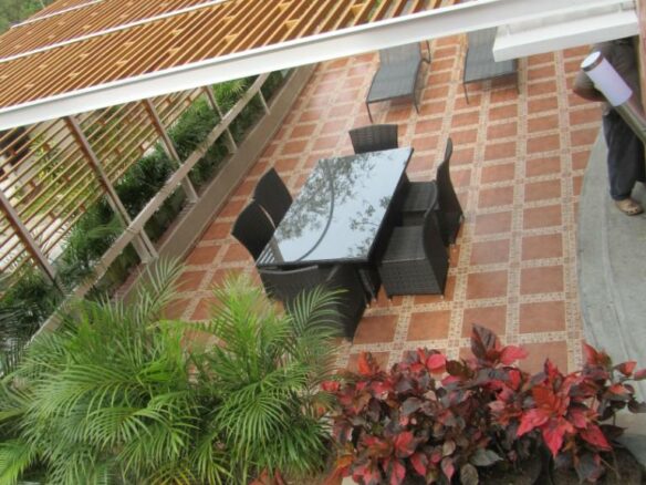 Casa en Venta Remodelada. Urbanización Miranda.